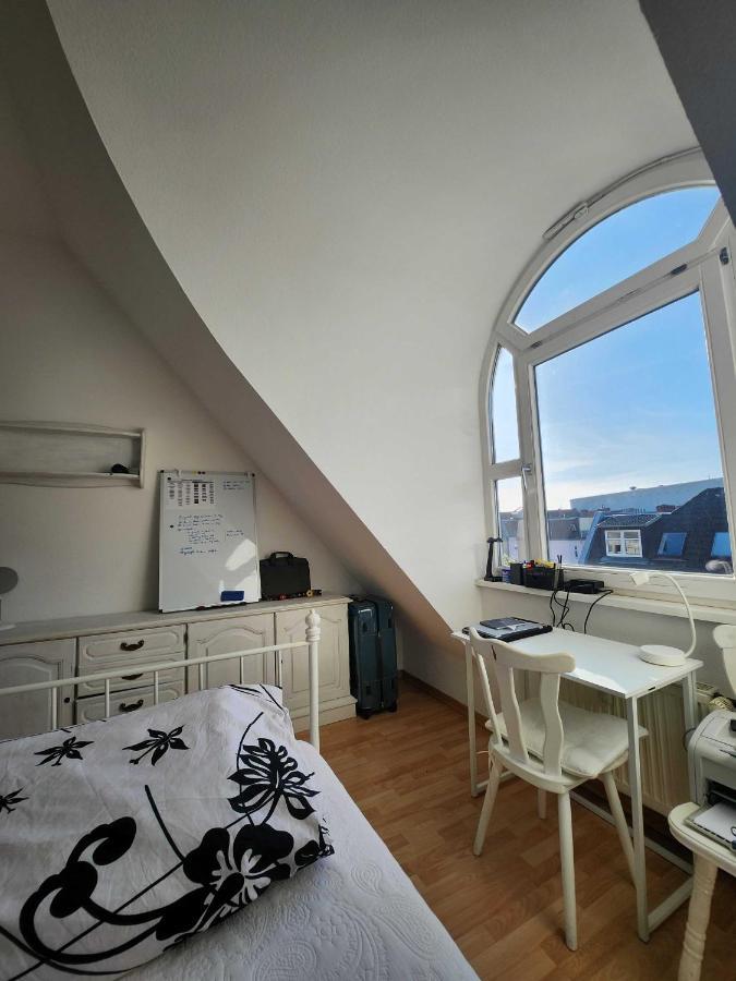 One Private Room Available In A Two Room Apartment In Tegel, Berlin Exterior foto